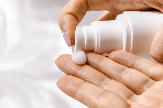 5,000 Free Olay Complete Moisturizers today at 12pm EST!