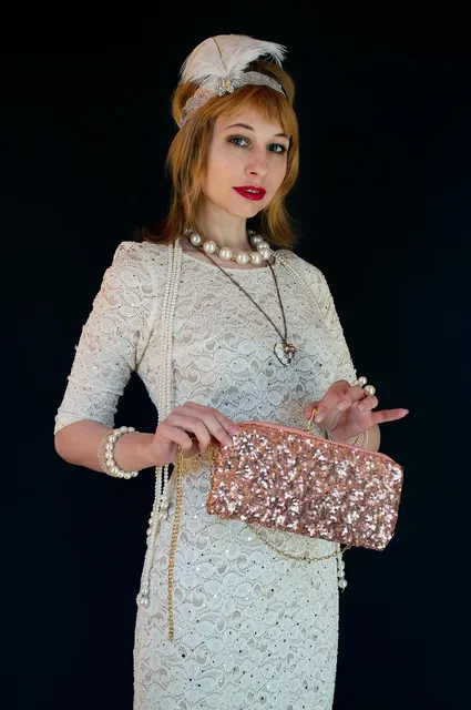 Win This Bag:  Tod’s Leather Shoulder Handbag Giveaway