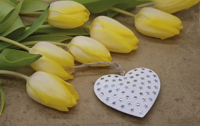 Mother’s Day Freebies RoundUp