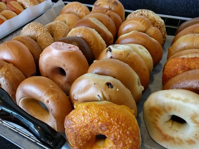 *Just Released* $0.75 off any TWO (2) Bagel-fuls (4ct)