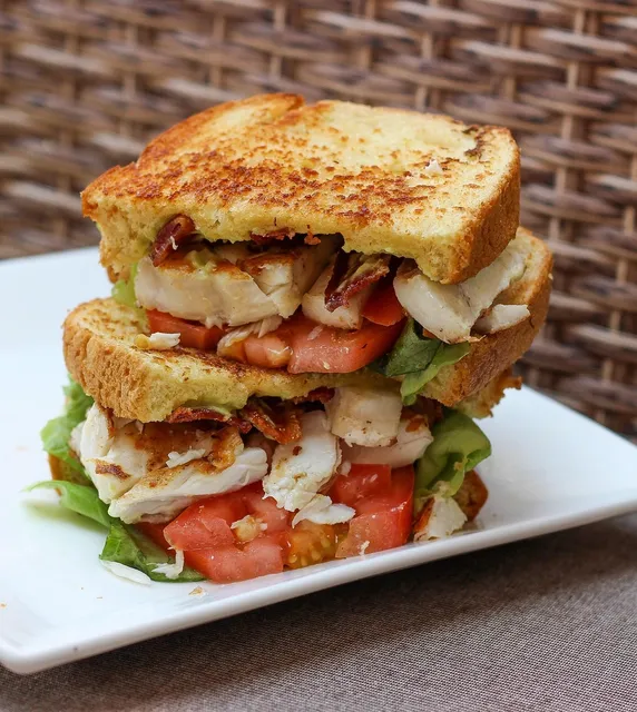 *Just Released* $0.95 off 2 boxes of LEAN POCKETS Sandwiches