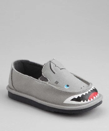 Carter’s Kids Shoes Up To 60% Off!!